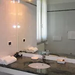 La Ξενοδοχείο 3*