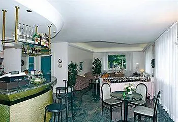 La グラヴェドーナ