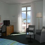 La Hotell 3*